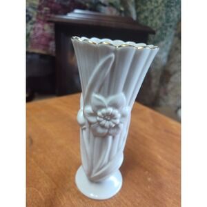 Lennox Ivory Gold Vase Embossed 6" Bud Vase